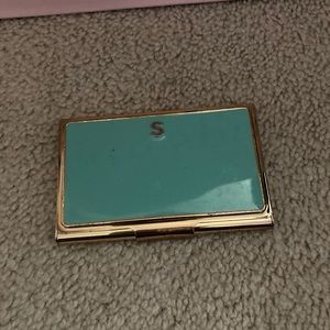 “S” business card holder